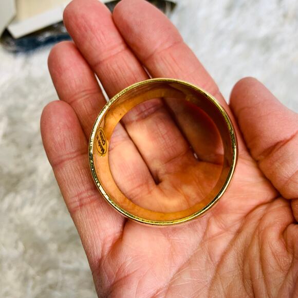 Gold Plated New in Package Napkin Rings Shiny Set of 6 - Picture 3 of 3